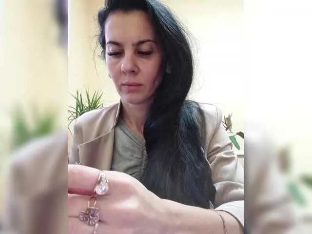 1Glorya1 on BongaCams