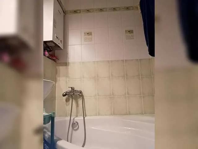 AnyaSweet18 on BongaCams 