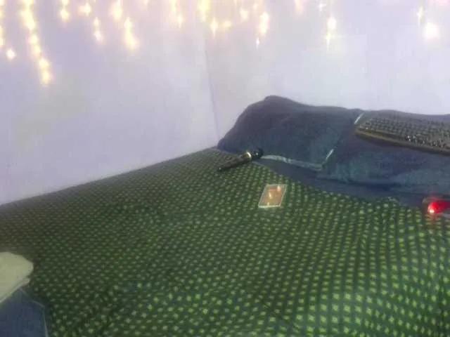 Big-Ass-Wilma — Polite horny guys and gals who likes big black booty