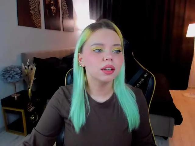 FunnyVibe — n life I like to go to bars, visit museums. On the site I like to look bright and surprise