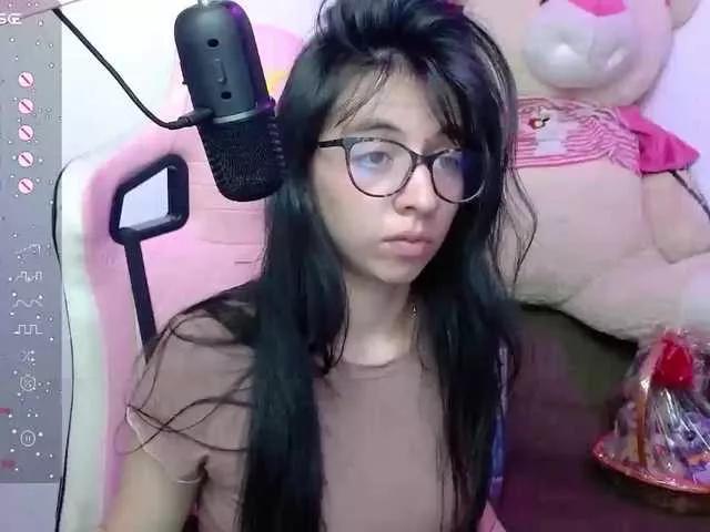 Maggie-Fox on BongaCams 