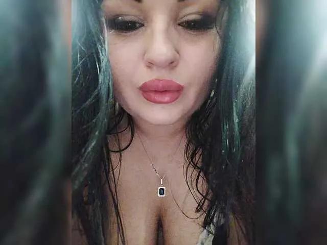 Monica- on BongaCams