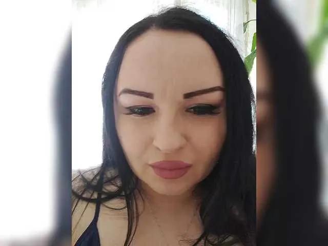 Monica- on BongaCams