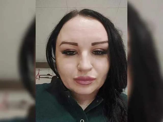 Monica- on BongaCams