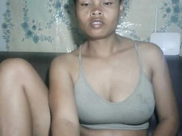 Pussy01lips on BongaCams 