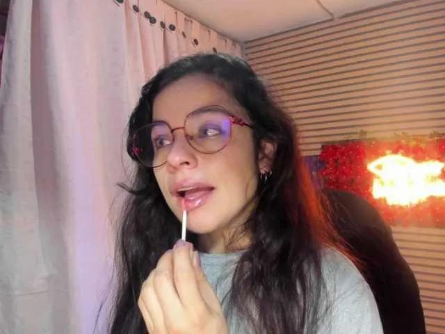 rosse2504 —  Ready to play with me?
Don't be shy ... enter, greet and let yourself take 

 Limits:
Without illegal acts, or content outside the rules of the platform. Be respectful and we will take great 