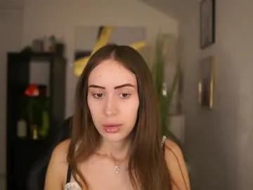 anabell055 — 'CrazyTicket': Tip 25 tokens to buy a show ticket. Type /cmds to see all commands.