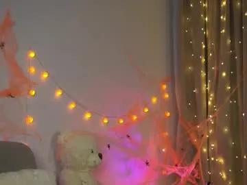 beckymadsons —  Let's reach 75000+ TODAY! I'm a #teen #18, #new #shy here, but already the best #bigass on CB  - Goal: Hottest cowgirl POV  [152 tokens left]