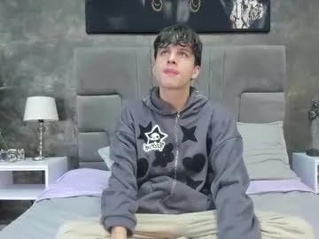 bruce_hans — Naked flex show [85 tokens left] #latin #new #bigcock #cum #young