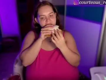 courteous_raspberrrry on Chaturbate