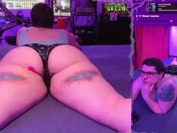 creepycrawlyqueen on Chaturbate 