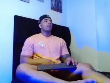 darius_phoenix — cum show   #muscle #uncut #bigdick #young #master [999 tokens remaining)]