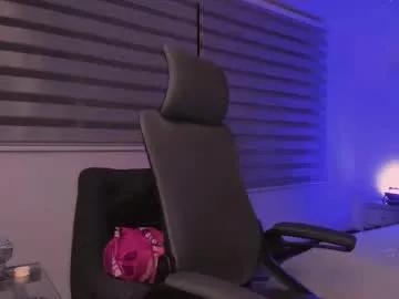 gemarodriguez_ — control lovense x3 min #skinny #party #dirty #slut #smoke [95 tokens remaining]