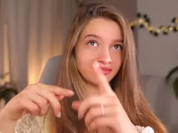 little_poetry on Chaturbate