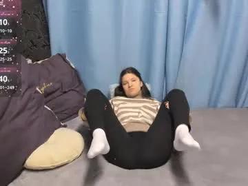 melanie_grant — GOAL: Make my nipples stand [222 tokens remaining] Fav vibe:102530 #teen #natural #skinny #smalltits #pantyhose