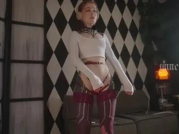 ynnenbrynn on Chaturbate 