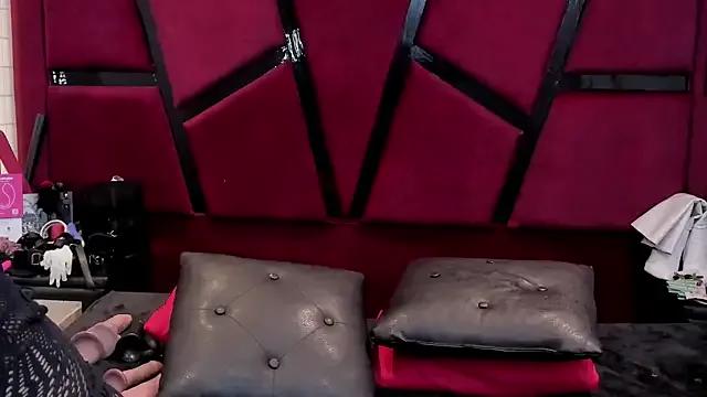 AlliceJelany on StripChat 