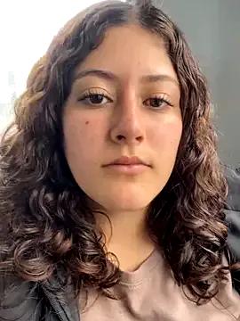 Amber_rose_outdoors — Lovense high for 3 minutes