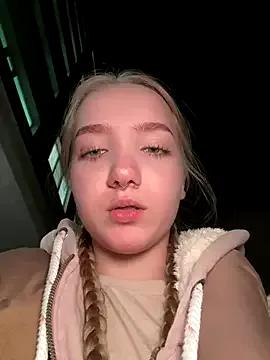 bambi_lu on StripChat 