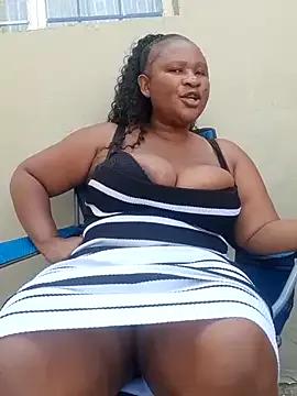 Bootyliciousbbw12 — Naked and squirt  public