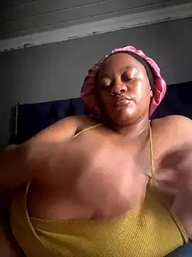 Chubbykarisma27 — Freechat on StripChat