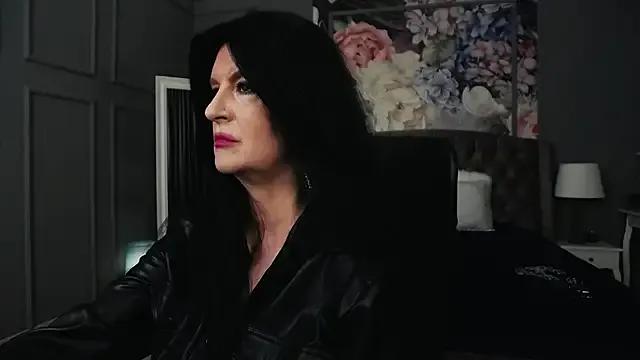 DomMelissaW on StripChat 