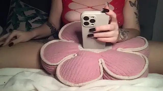 femmefatalebabe on StripChat 