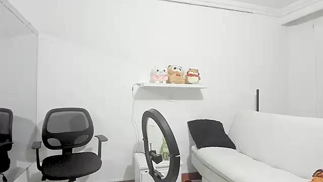 Gloomydoll on StripChat 