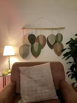 Im_Valentina — DOMI IN MY CLIT, MAKE MY PUSSY BUZZ