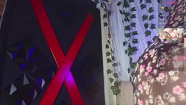 ivonne_diaz1 — Penetrate that juicy pussy deep, bitch