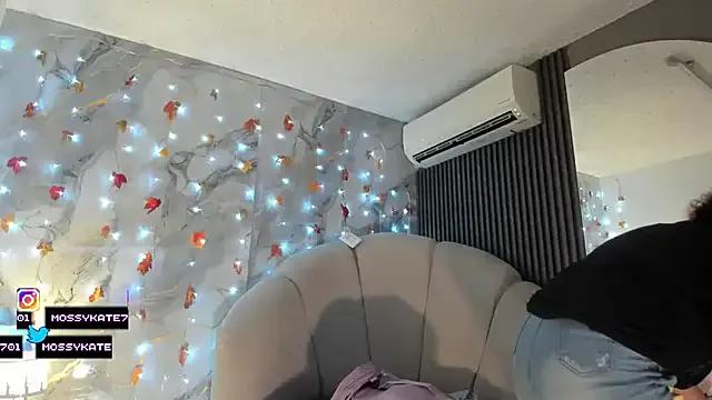 Katemoss70 — SHOW ME YOUR ASS