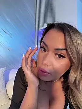 KirstieVegas — Tease and please meLT