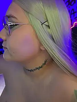 Laura_takint — Big butt twerking 