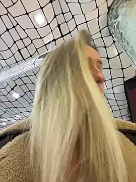 Lia__Love — Freechat on StripChat