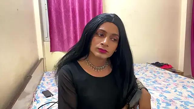 LuvLayla on StripChat 