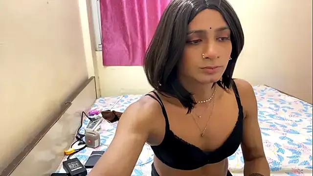 LuvLayla on StripChat 