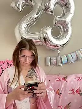 Riley_ray69 — naked 30 min