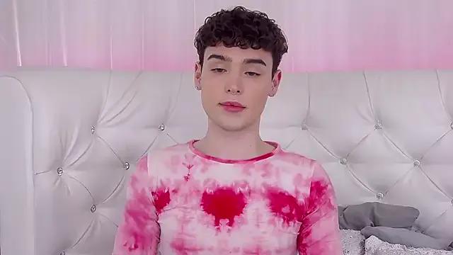 RobbyCharming on StripChat 