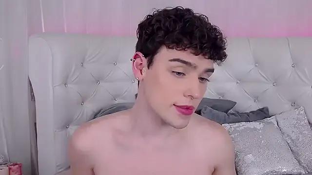 RobbyCharming on StripChat 