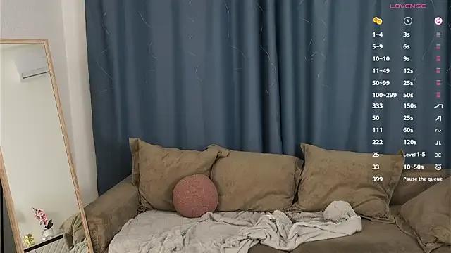 SelmaHosein — spank ass 3 times