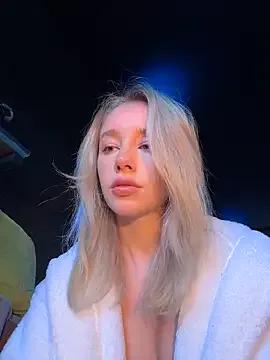 SSSATIVA_model — Completely naked in the toilet