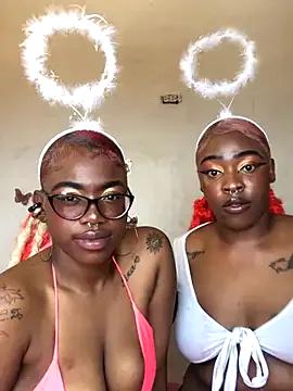 The_wickles_4443 — SHOW LESBIAN gemelas