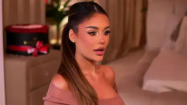 YasmineShaw — Domi Cumshow 