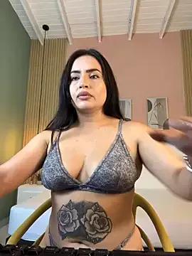 ZaraFoxx7 on StripChat 