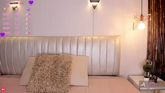 Zuzu_sweet on StripChat 