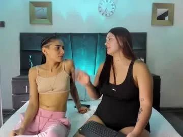 andreaandkarina from Chaturbate is Freechat