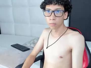 andrew_thompson33 from Chaturbate is Freechat