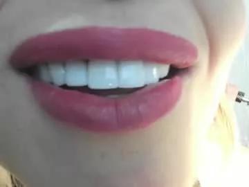 angel_vibes_ from Chaturbate is Freechat