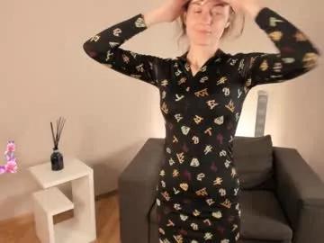 dollybiglow from Chaturbate is Freechat