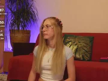 girl_i_am from Chaturbate is Freechat